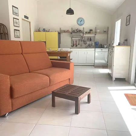 Ba000-08a 4 Pieces - 6 Couchages Villa